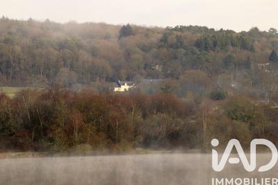 Maison - 210 m² - 7 pièces