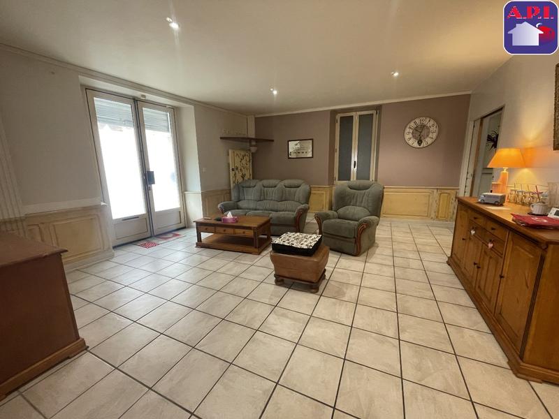 Maison - 223 m² - 10 pièces