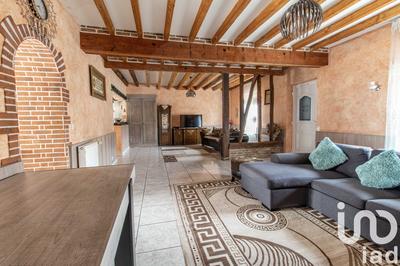 Maison - 330 m² - 15 pièces