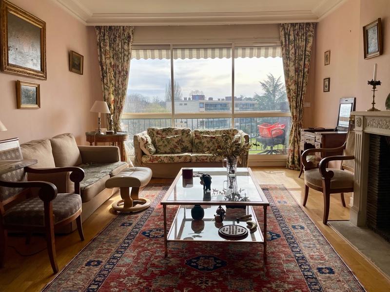 Appartement - 120 m² - 5 pièces