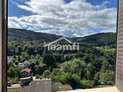 Maison - 148 m² - 7 pièces