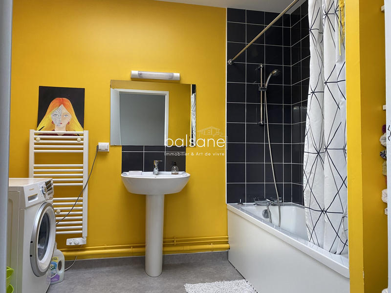 Appartement - 110 m² - 5 pièces