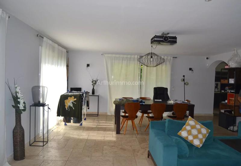 Maison - 258 m² - 7 pièces