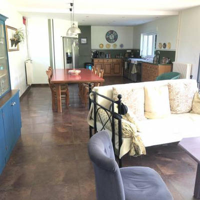 Maison - 230 m² - 9 pièces