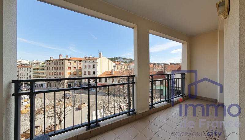 Appartement - 87 m² - 4 pièces