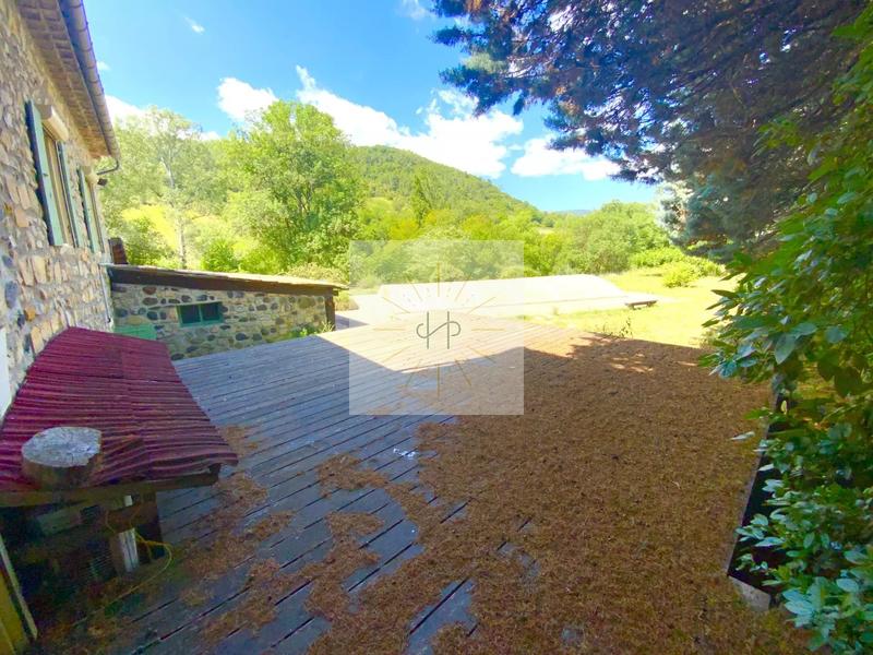 Maison - 157 m² - 6 pièces