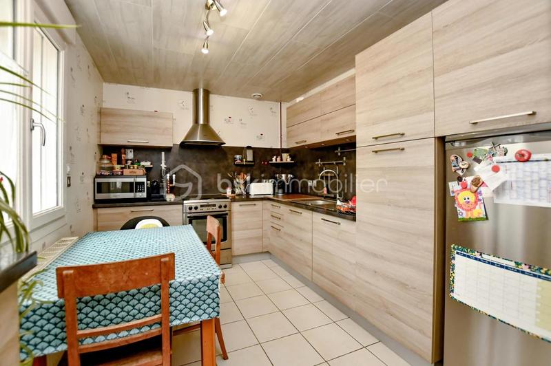 Pavillon - 100 m² - 5 pièces