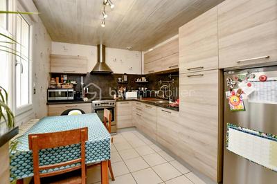 Pavillon - 100 m² - 5 pièces