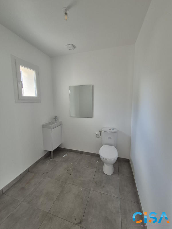 Maison traditionnelle - 96 m² - 4 pièces