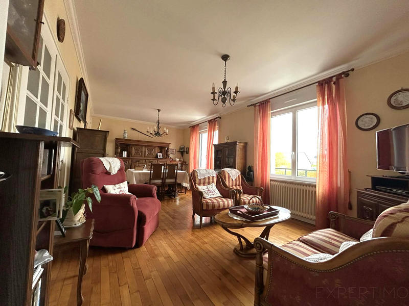 Maison de village - 121 m² - 6 pièces