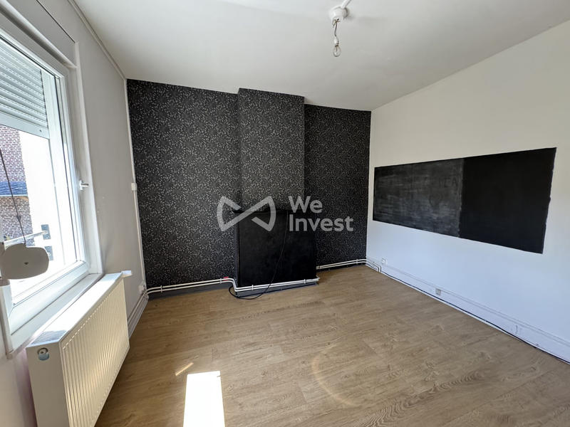 Maison - 96 m² - 6 pièces