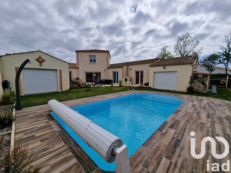 Maison - 145 m² - 5 pièces