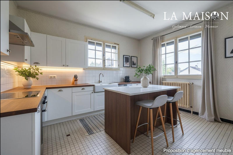 Maison - 120 m² - 6 pièces