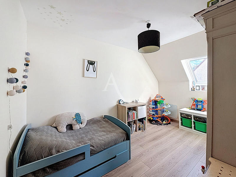 Maison - 86 m² - 5 pièces