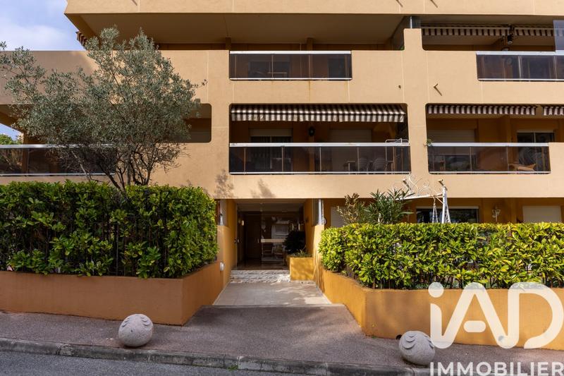 Appartement - 85 m² - 3 pièces