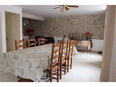 Maison traditionnelle - 145 m² - 5 pièces