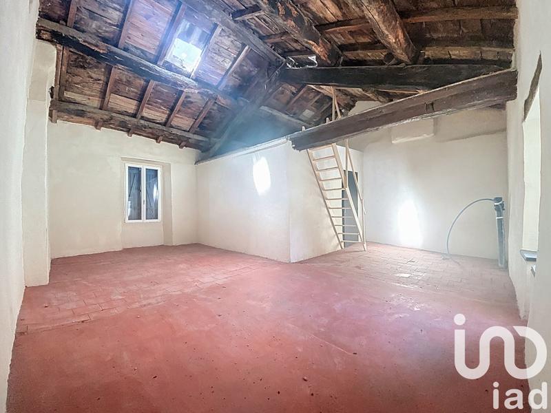 Maison de village - 318 m² - 5 pièces