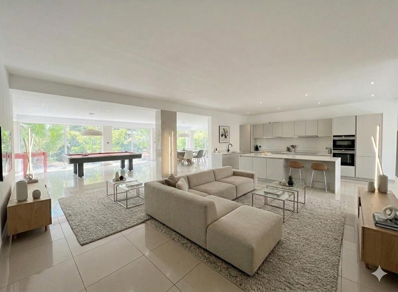 Maison - 150 m² - 4 pièces