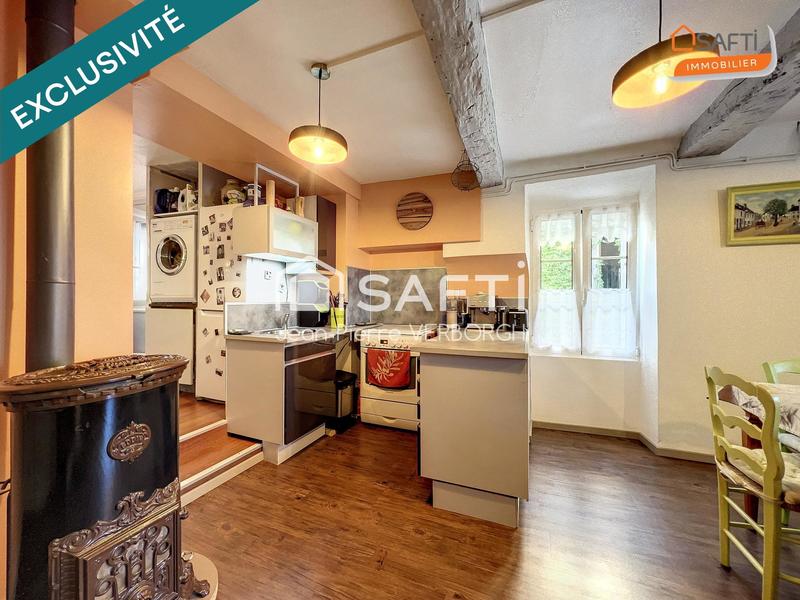 Maison de village - 93 m² - 7 pièces