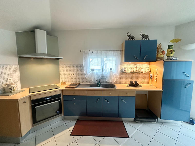 Maison - 159 m² - 9 pièces