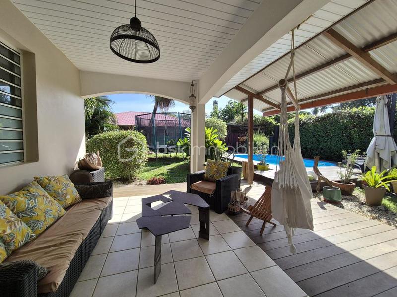 Maison - 105 m² - 4 pièces