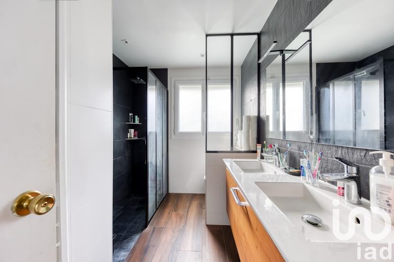 Maison - 132 m² - 6 pièces