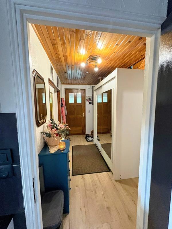 Maison traditionnelle - 184 m² - 5 pièces