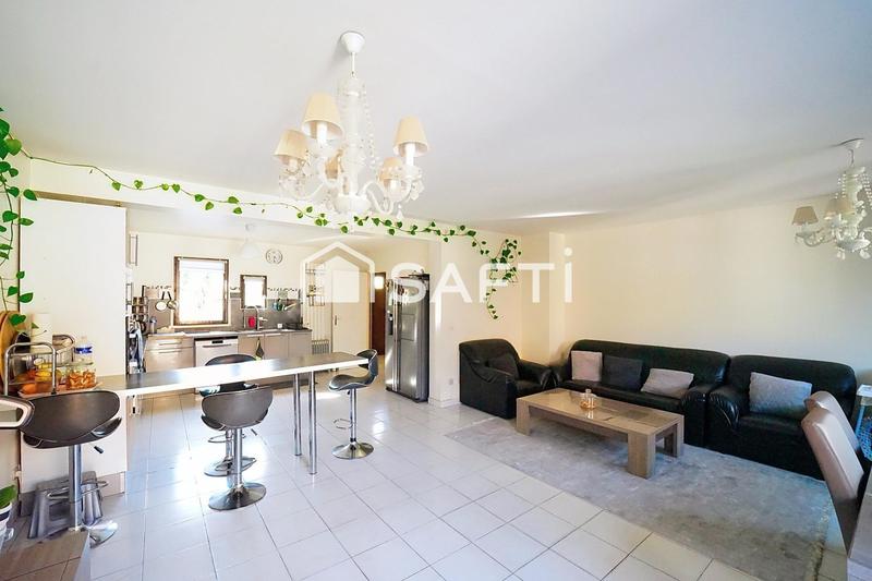 Maison - 200 m² - 7 pièces