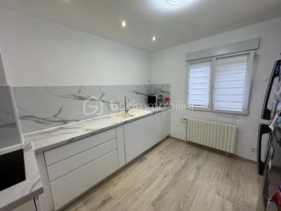 Pavillon - 120 m² - 5 pièces