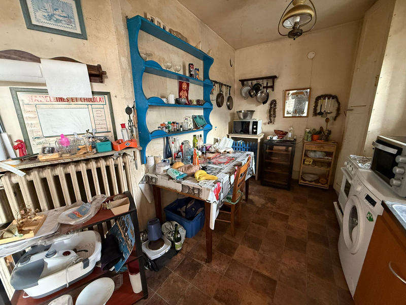 Immeuble - 186 m² - 10 pièces