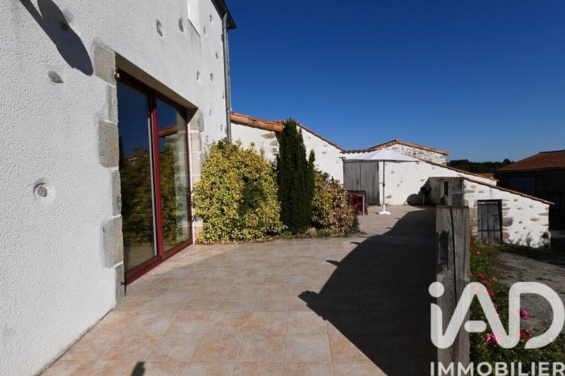 Maison - 178 m² - 7 pièces
