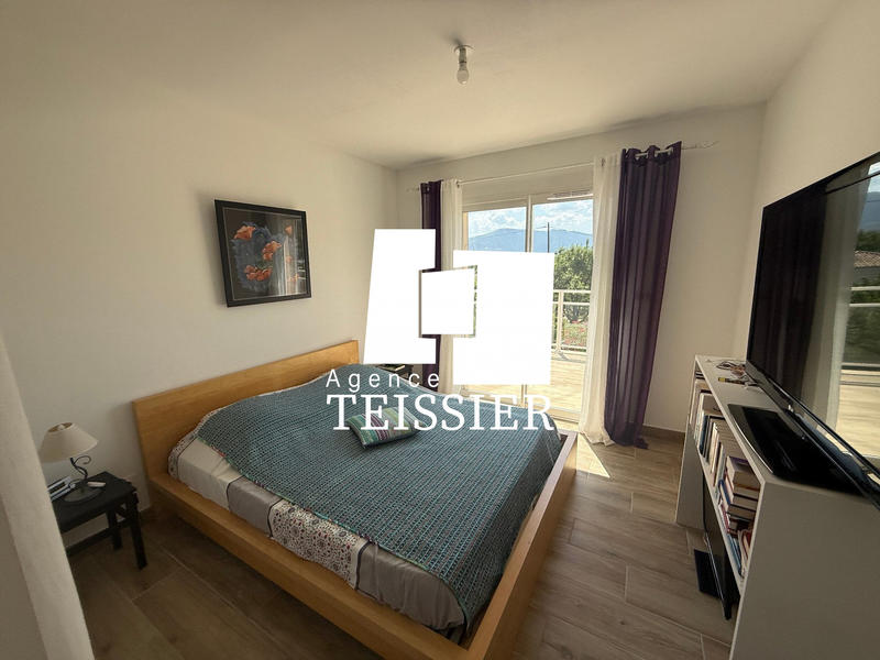 Villa - 151 m² - 6 pièces