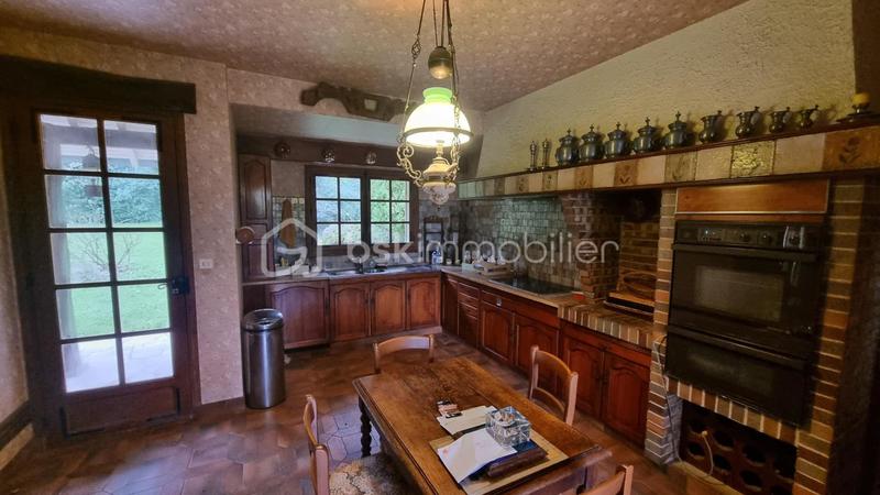 Propriété - 220 m² - 7 pièces