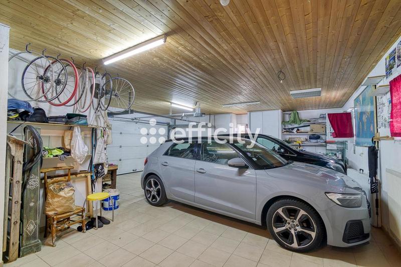 Villa - 137 m² - 6 pièces