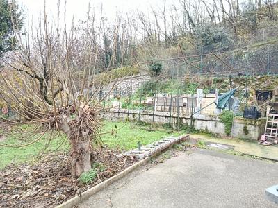 Maison - 200 m² - 6 pièces