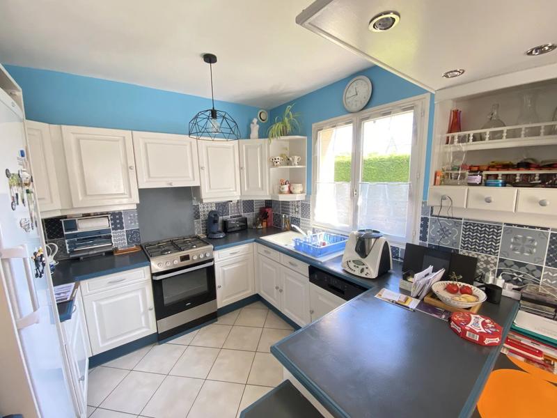 Maison - 645 m² - 5 pièces