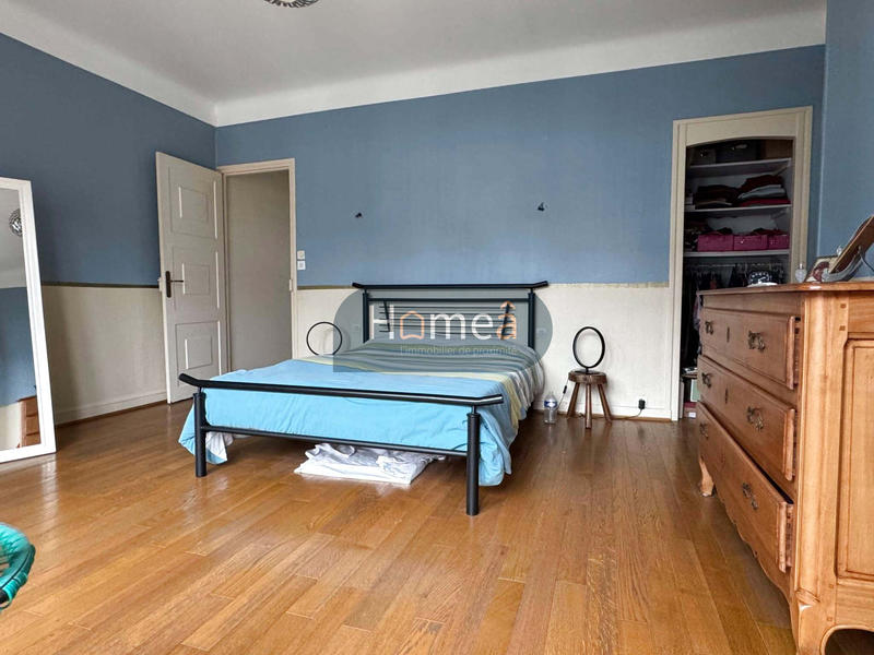 Appartement - 147 m² - 4 pièces