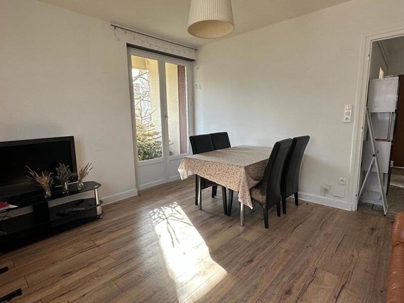 Appartement - 86 m² - 5 pièces