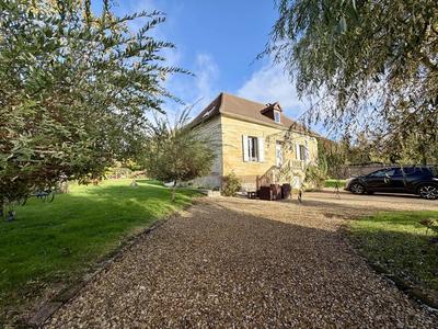 Maison - 102 m² - 5 pièces