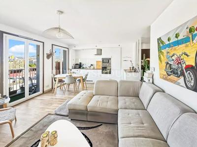 Appartement - 75 m² - 4 pièces