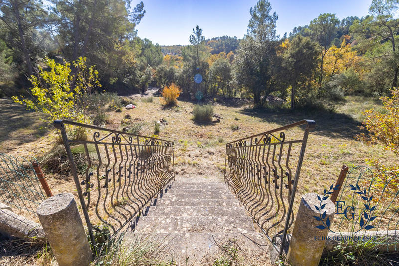 Maison - 92 m² - 2 pièces