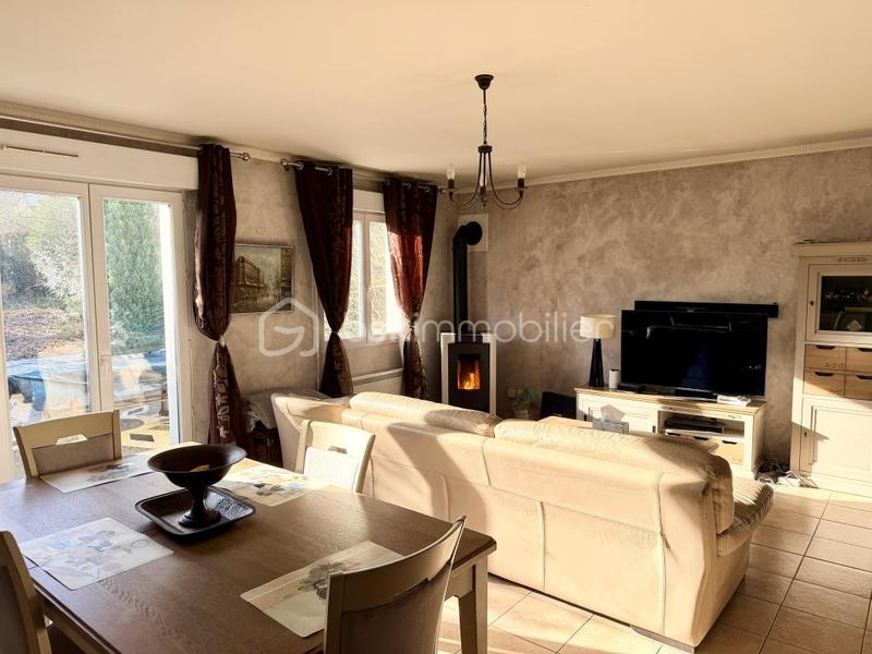 Maison traditionnelle - 78 m² - 4 pièces