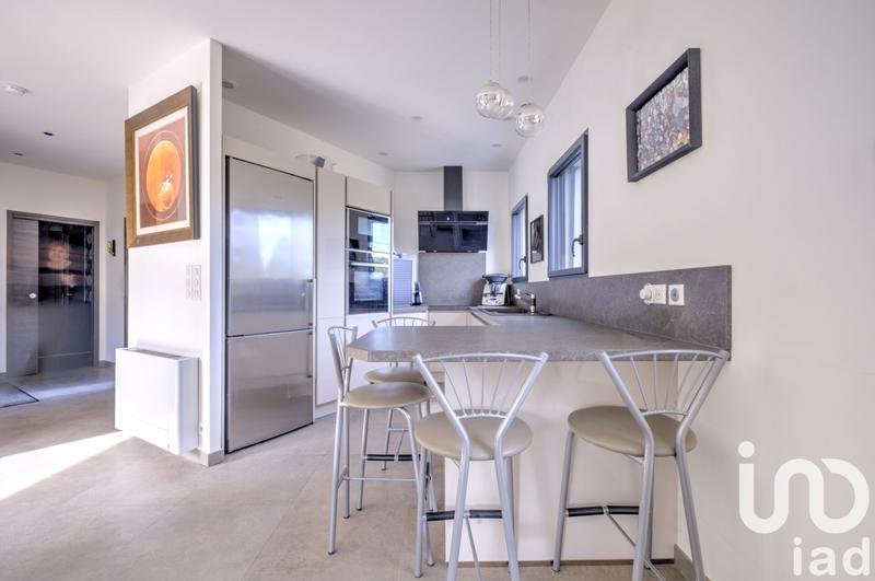 Maison - 160 m² - 7 pièces