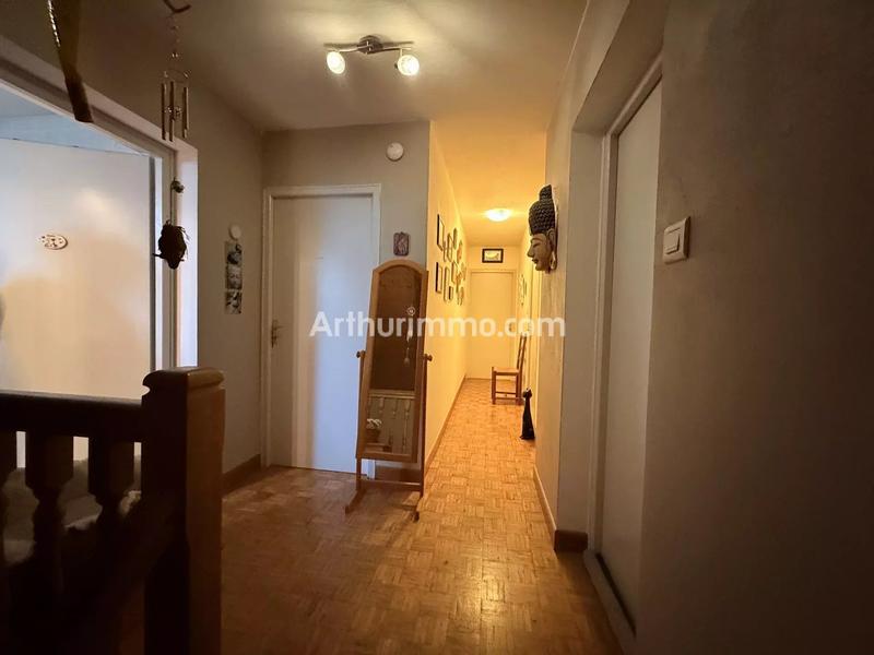 Maison - 200 m² - 8 pièces