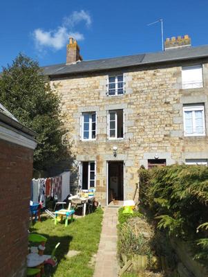 Maison - 106 m² - 5 pièces