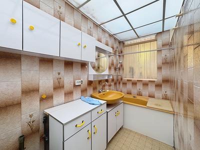 Maison - 80 m² - 5 pièces