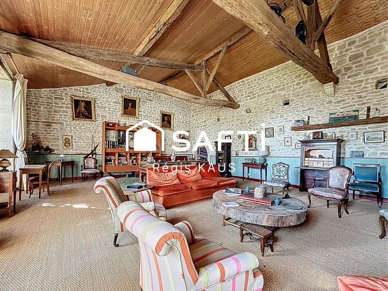 Maison de maîtres - 530 m² - 14 pièces