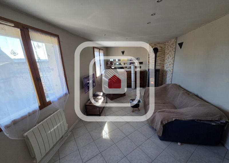 Maison - 94 m² - 5 pièces