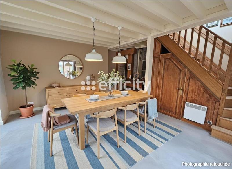 Maison - 234 m² - 5 pièces