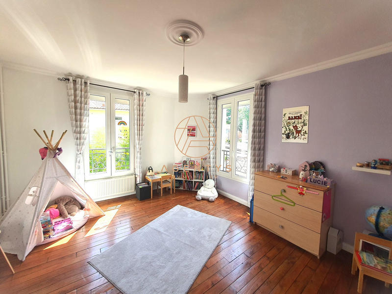 Maison - 123 m² - 6 pièces